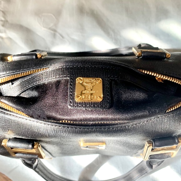 MCM Black Boston FIRM bag Handbag Purse - Picture 12 of 14